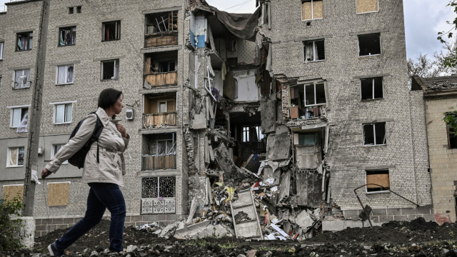 Donbass - Ukraine - Guerre en Ukraine - Bombardement - Russie