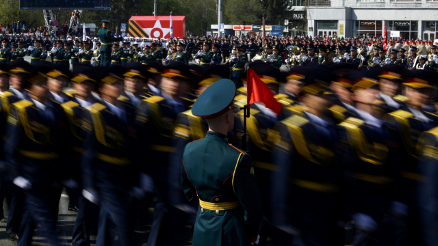 Russie - Fédération de Russie - Novossibirsk - Parade militaire - 77e anniversaire fin de la Seconde Guerre mondiale 