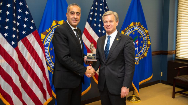Abdellatif Hammouchi reçu par le puissant patron du FBI, Christopher Wray, lors d&#039;une visite de travail aux Etats-Unis, du 13 au 14 juin 2022.