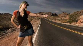 femmes autostop