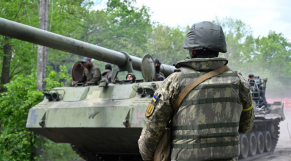 Ukraine - Kharkiv - Guerre en Ukraine - Invasion russe - Militaire ukrainien - Obusier automoteur