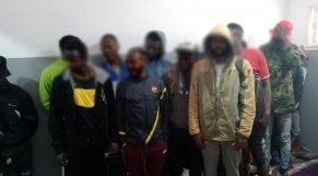 Des migrants interpellés dimanche 26 juin 2022 entre Tétouan et Fnideq avant leur assaut sur Sebta