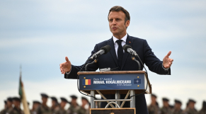 Emmanuel Macron - Président français - Roumanie - Base aérienne Mihail Kogalniceanu - Constanta