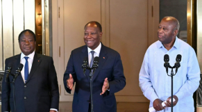 Côte d’Ivoire: au nom de l’unité, Ouattara invite ses prédécesseurs Gbagbo et Bédié à la fête de l’indépendance