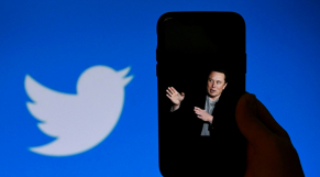 Elon Musk - Twitter - Sondage des utilisateurs du réseau social - Amnistie générale pour les comptes suspendus sur Twitter - Elon Musk patron de Twitter 