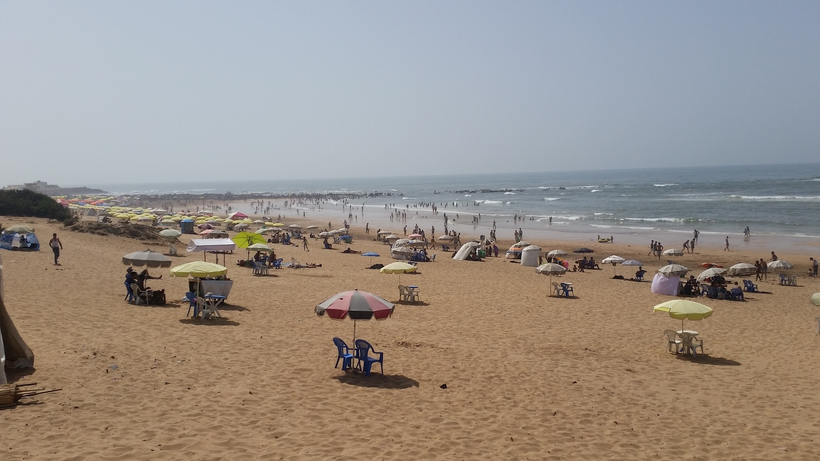 Diapo. La plage de Ain Diab dans tous ses états le360.ma
