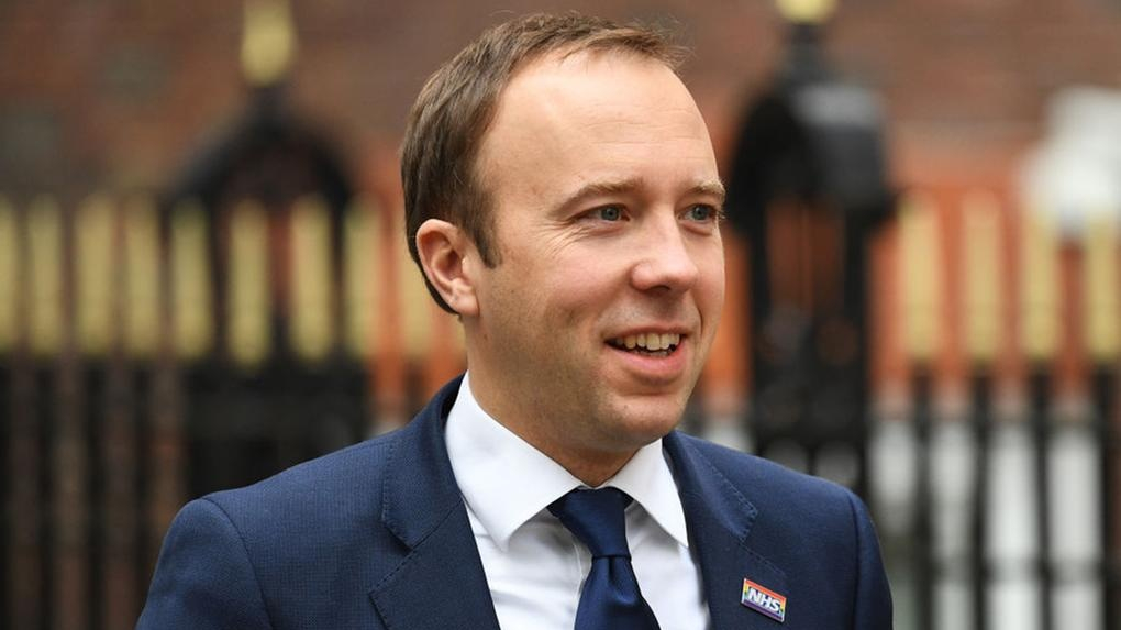 Après Boris Johnson, le ministre britannique de la Santé ...