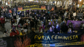 Espagne - Manifestation - Barcelone - Journée internationale pour l élimination de la violence à l égard des femmes - ONU femmes