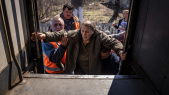Ukraine - Guerre en Ukraine - Donbass - Réfugiés - Train - Front à l Est