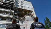 Ukraine - Guerre en Ukraine - Kharviv - Immeuble détruit - Bombardement - Invasion russe - Police