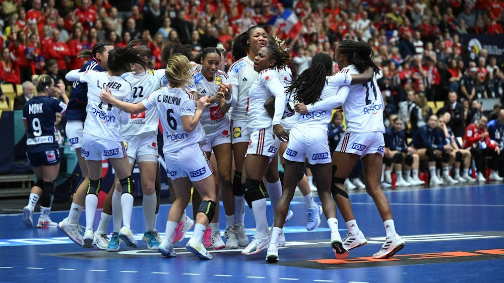 Hand: Les Bleues Championnes Du Monde Pour La Troisième Fois