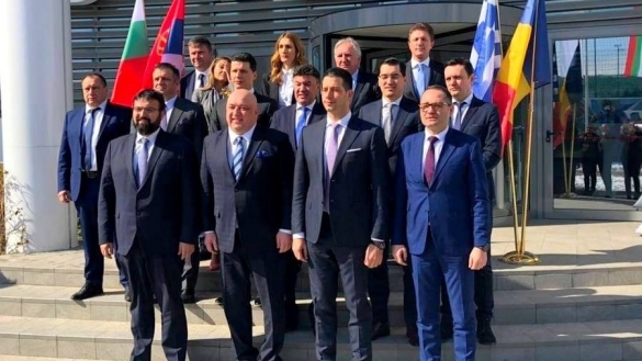 ministres des sports grèce, roumanie, Serbie, bulgarie