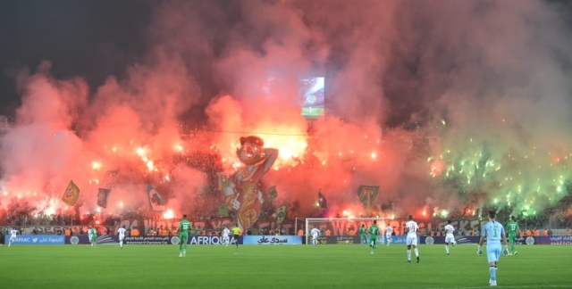 Les Obstacles Se Dressent Devant Le Prochain Derby