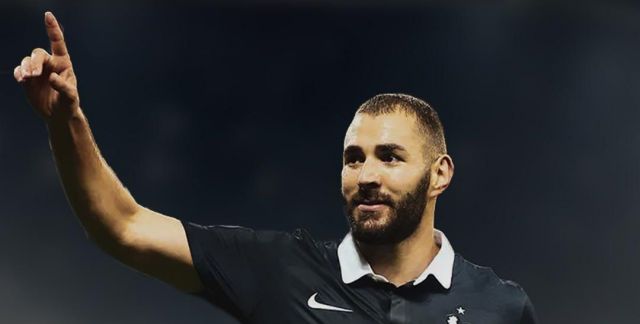 Benzema retrouve Clairefontaine et les Bleus, 2.000 jours ...