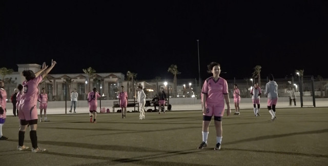 balade nocturne au village des sports de Laâyoune