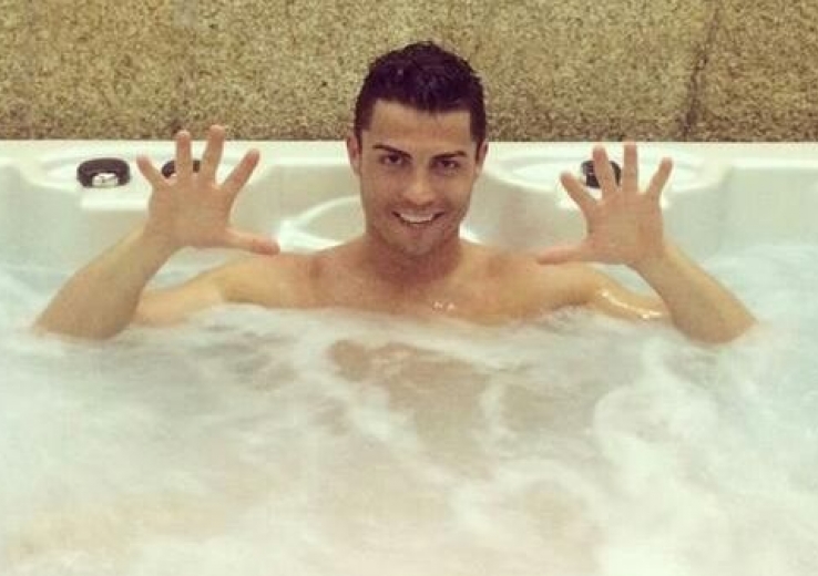 Ronaldo Une Seance De Relaxation A 30 000 Dh