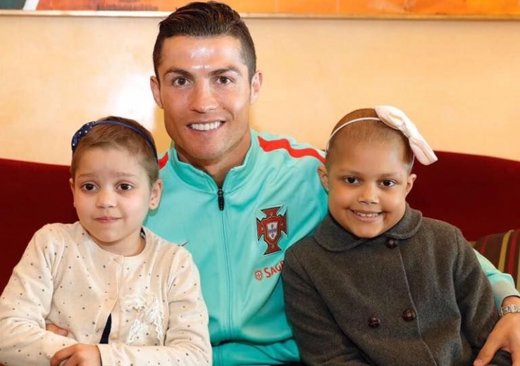Vidéo. Cristiano Ronaldo reçoit des enfants atteints de maladies chroniques